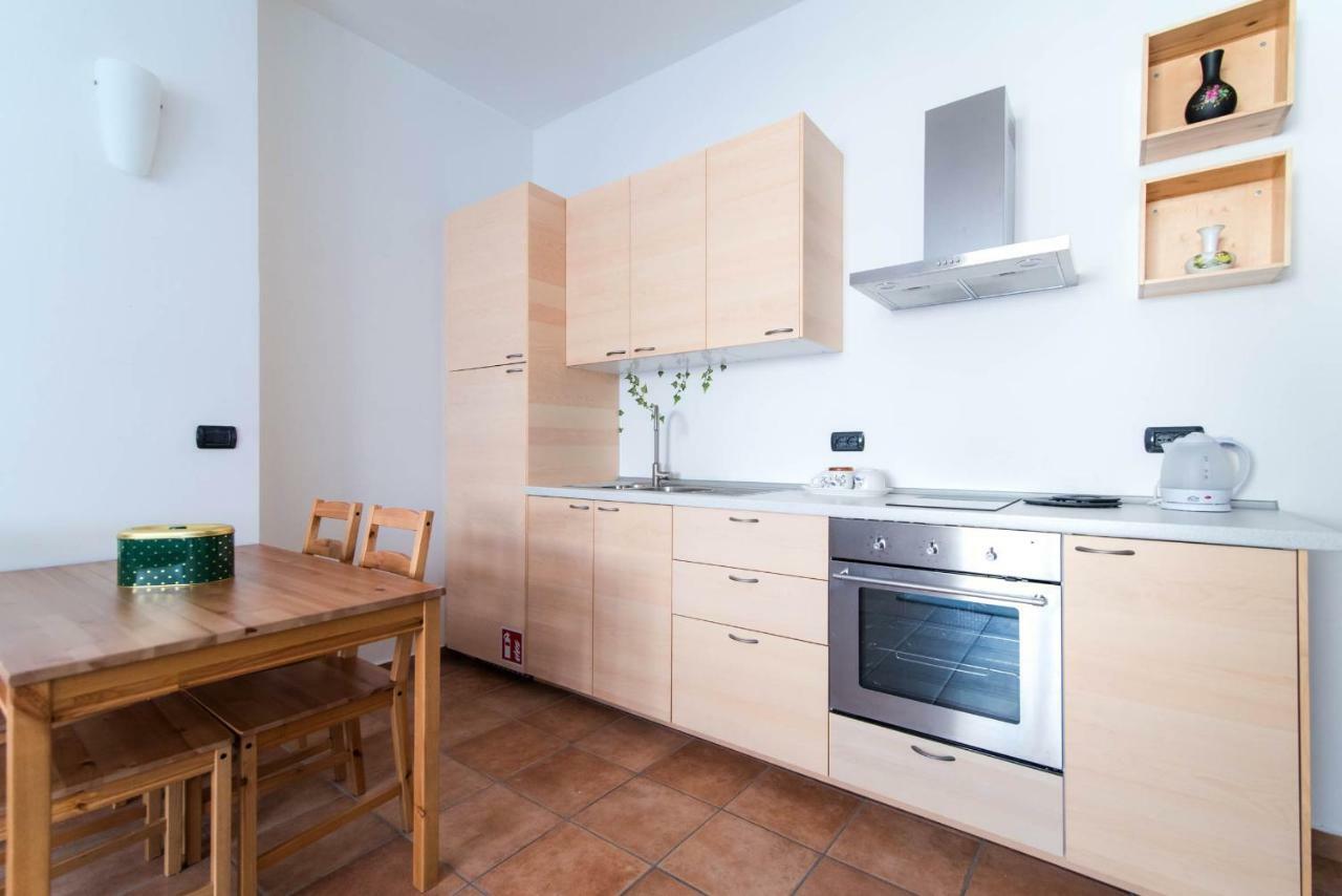 Al Piccolo Molo Appartement Como Buitenkant foto